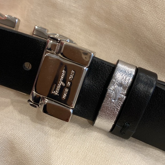 NWT Reversible/Adjustable FERRAGAMO Gancini Belt Sz 100 - Picture 2 of 6